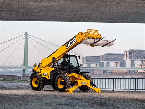 compact track loader telescopic boom|540 170 jcb spec.